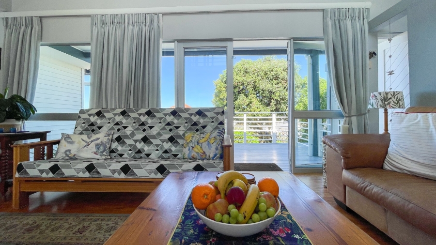 5 Bedroom Property for Sale in Hersham Western Cape